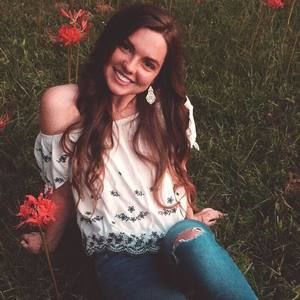 Meet your Posher, Hannah